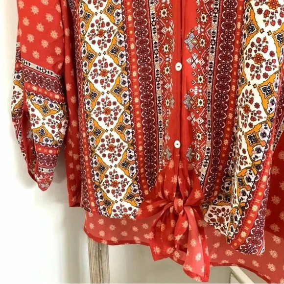 WEST KEI | Talia Tie Front Medallion Floral Print Blouse Size XSP - Picture 6 of 10